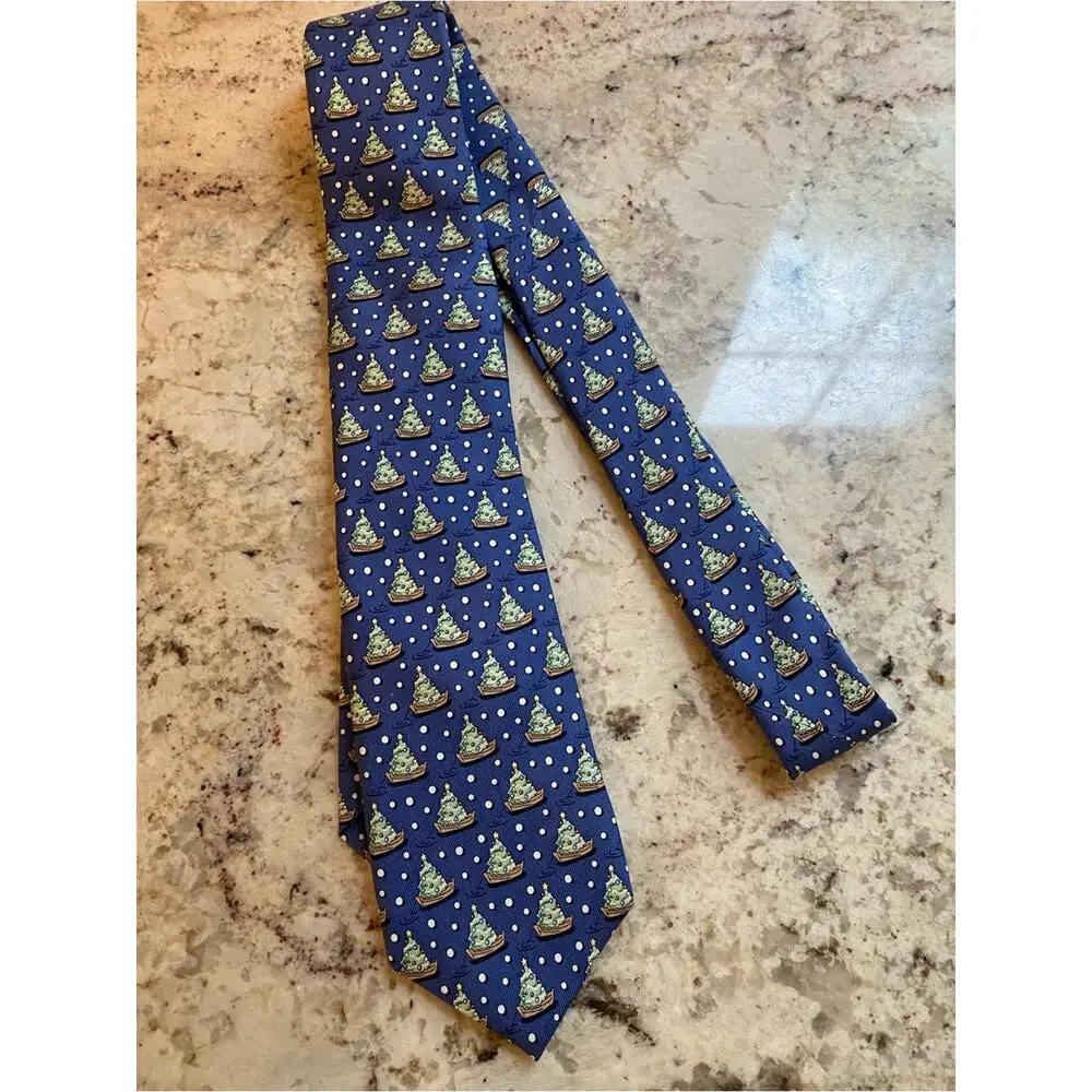 Vineyard Vines Boys 100% Silk Christmas Tree Tie